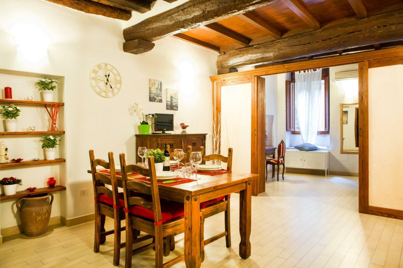 Art Apartment Vicolo Del Panico Florence Buitenkant foto